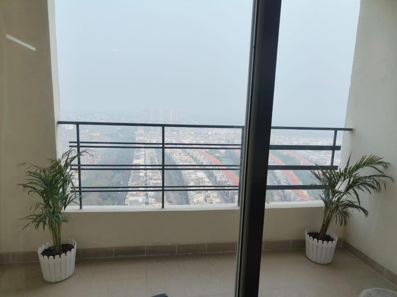 Risal Home Stays Greater Noida Exterior photo